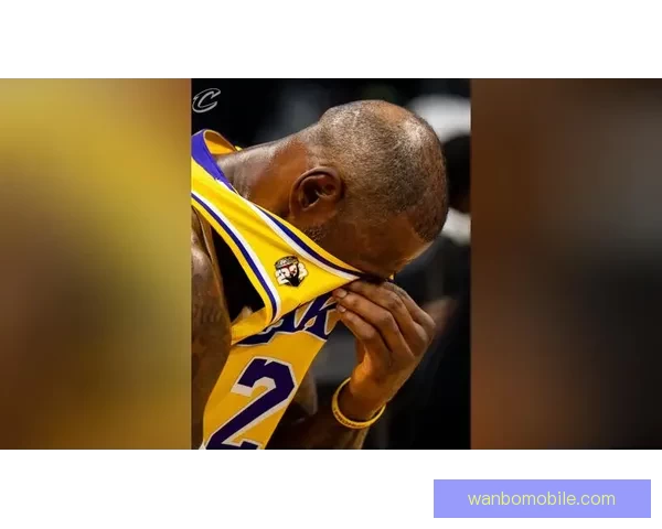 41岁詹姆斯连续11场出手不超15次为胜利转型 吐槽裁判哨声缺失显得格外悲凉